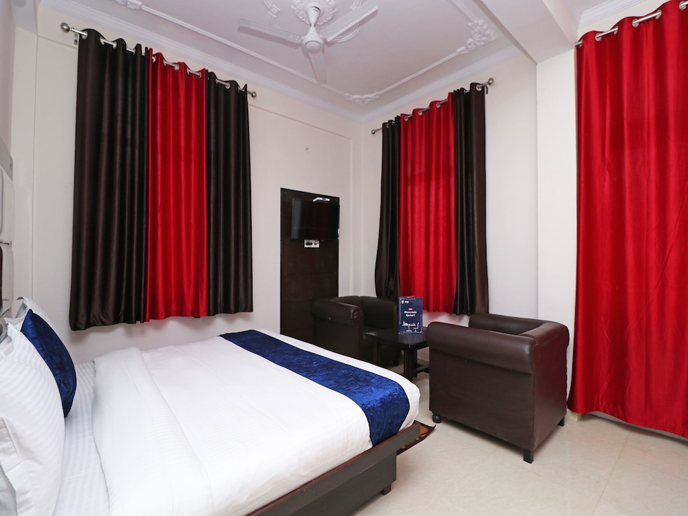 Suite, 1 King Bed photo 1
