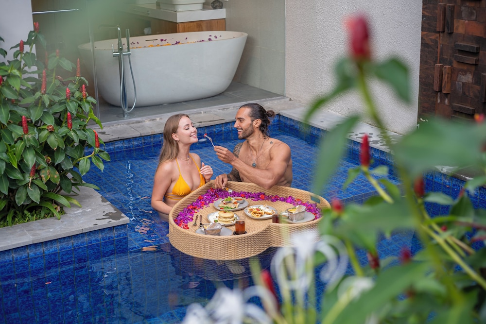 1 Bedroom Villa with Private Pool and Bath tub - Photo 7