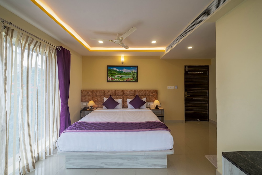 Luxury Room - Photo 7