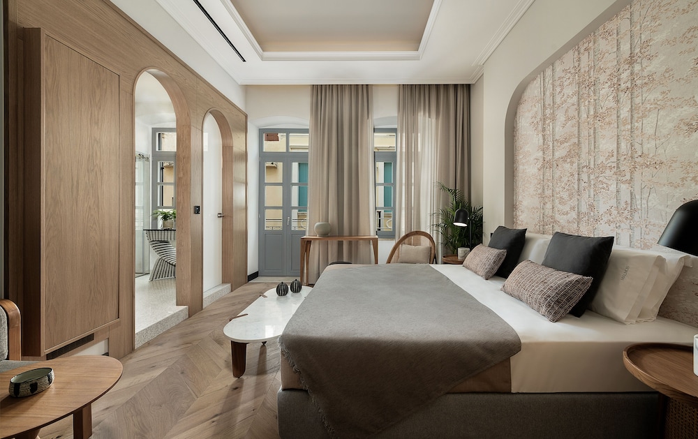 Deluxe Double or Twin Room, Balcony, City View