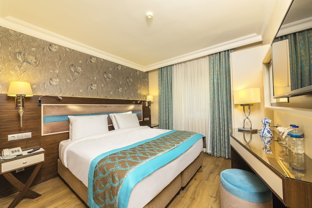 Standard Double or Twin Room photo 1