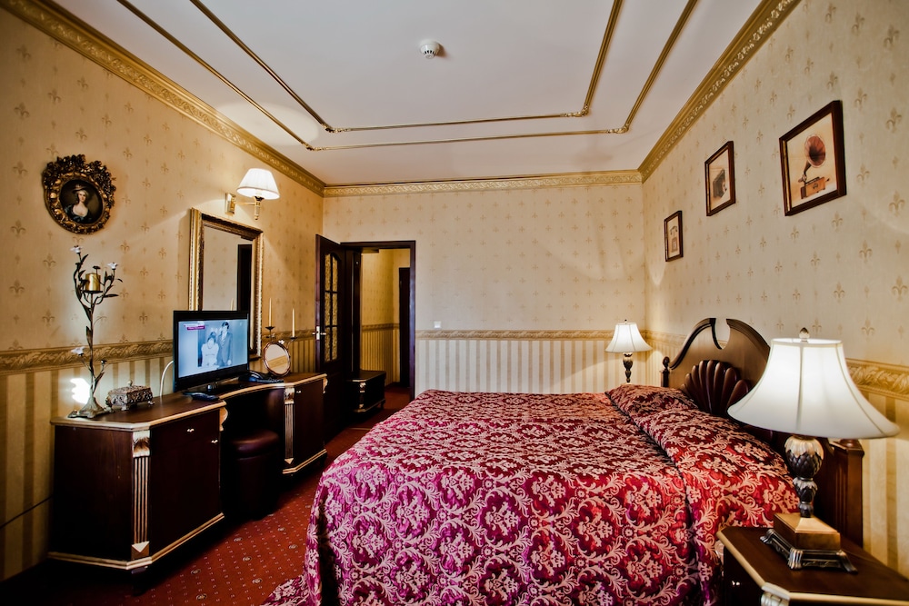 Standard Apartment, 1 Bedroom (2 adults & 2 children)