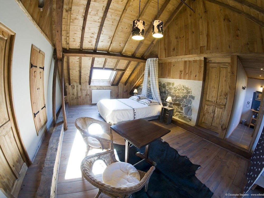 Suite, Ensuite (Alpage)