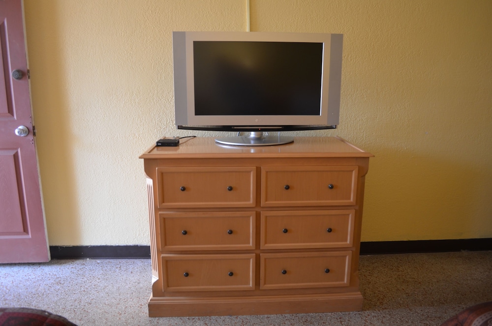 Deluxe Room, 2 Double Beds, Smoking, Kitchenette photo 1