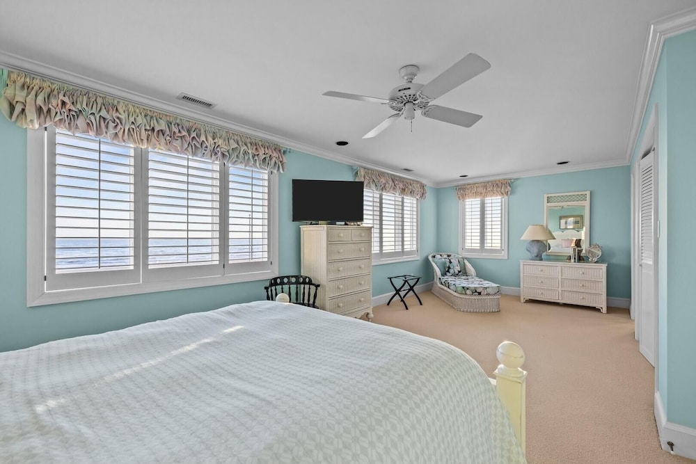 House, 5 Bedrooms photo 3