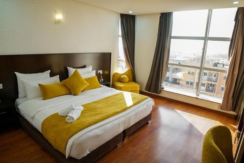 Deluxe Room - Photo 1
