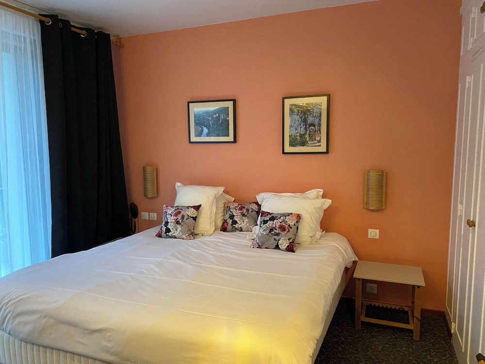 Superior Double Room, Balcony, Pool View photo 3