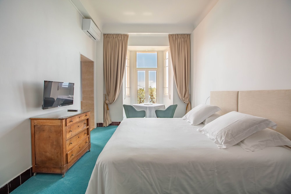 Chambre Triple, Vue Mer, avec spa (Le Lagon) photo 1