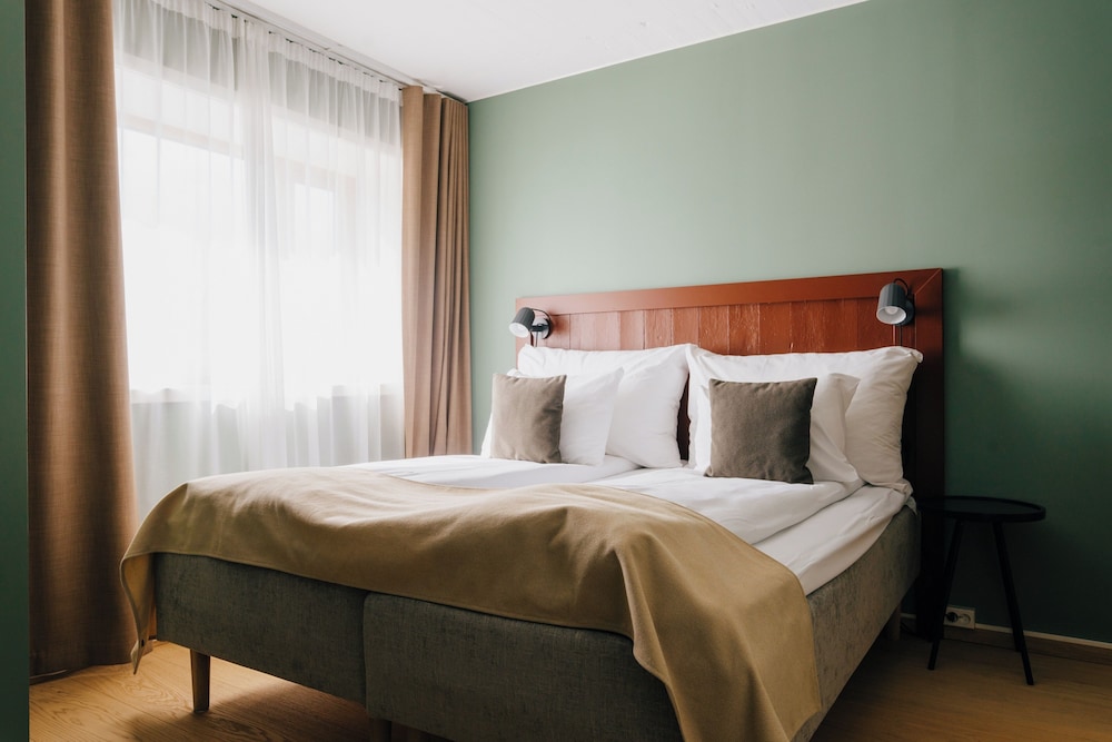 Double or Twin Room - Photo 2