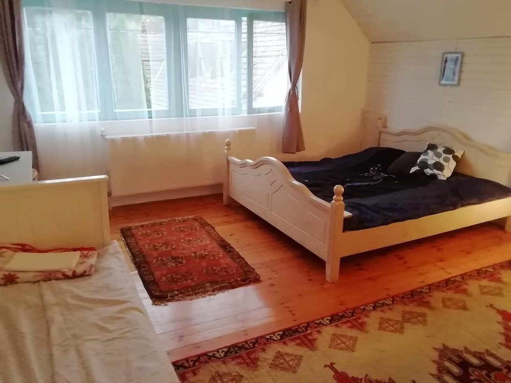 Family Apartment photo 2