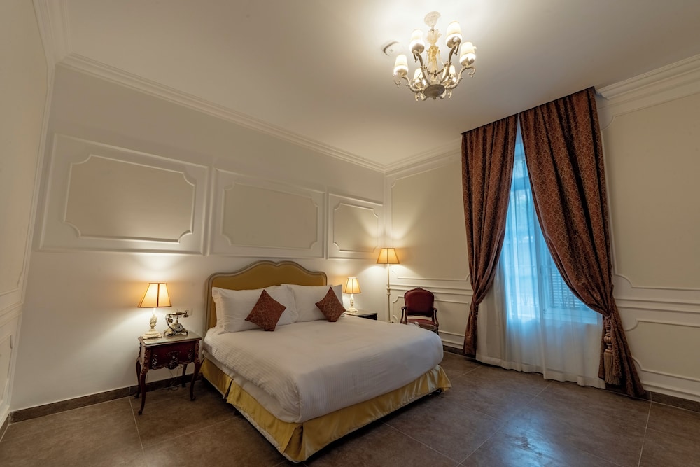 Standard Double Room, City View