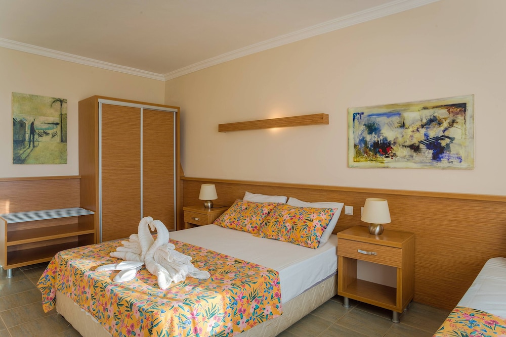 Deluxe Double or Twin Room, Sea View