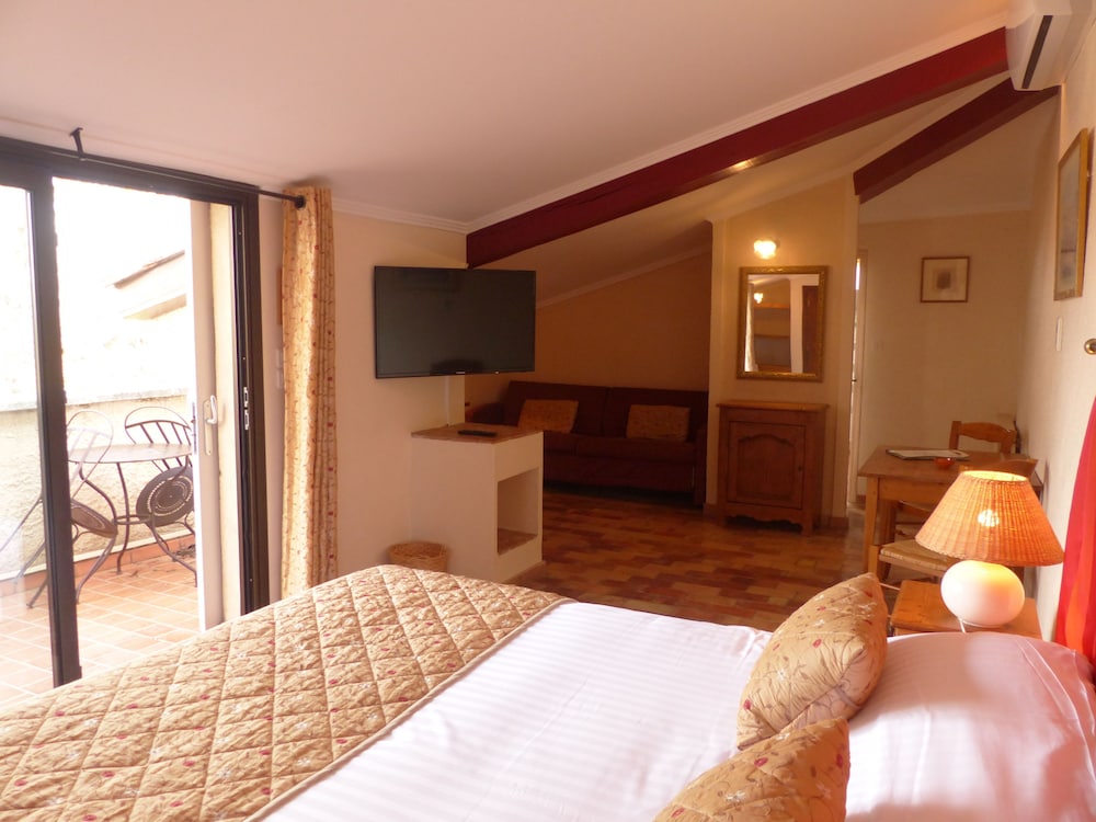 Superior Room - Photo 1