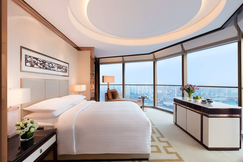 Room, 1 King Bed (View)