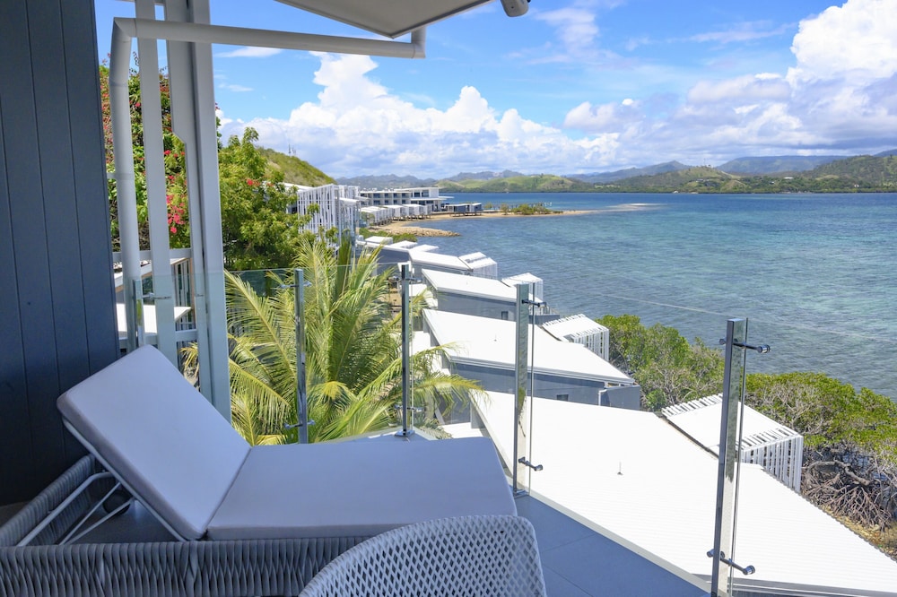 Ocean View Suite - Photo 5
