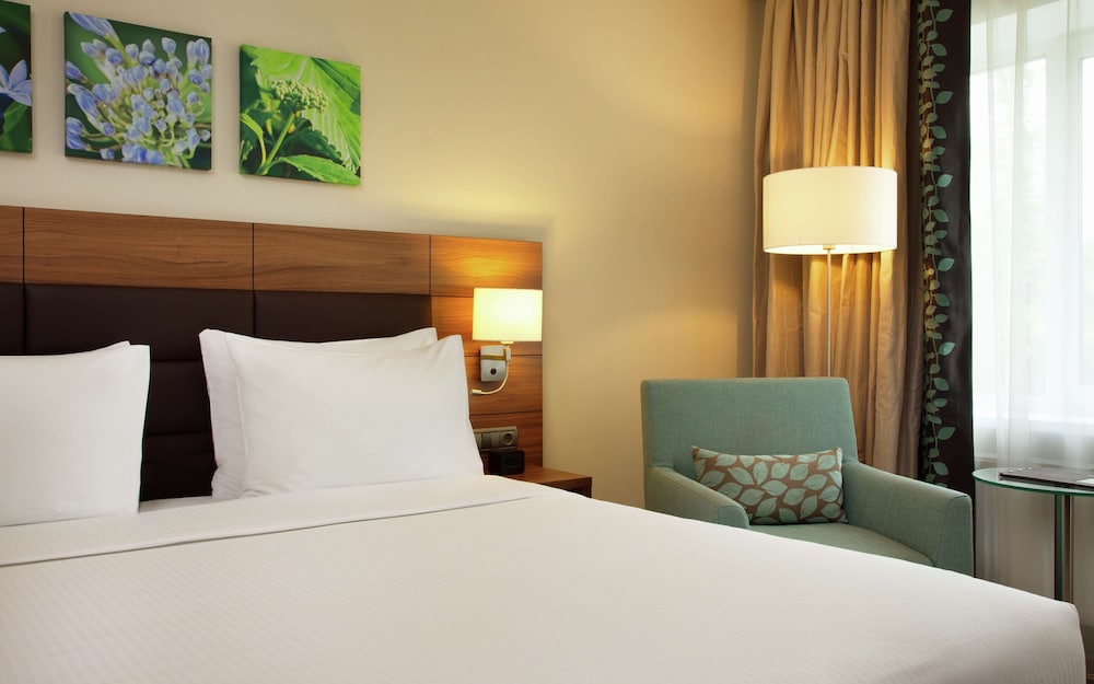 Room, 1 King Bed photo 1