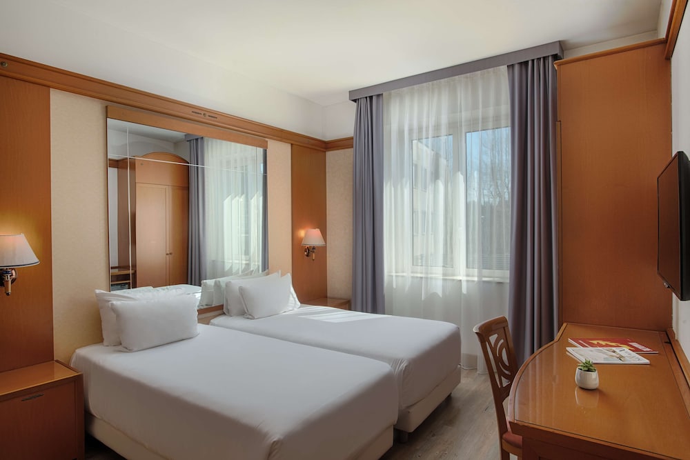 Standard Room - Photo 4
