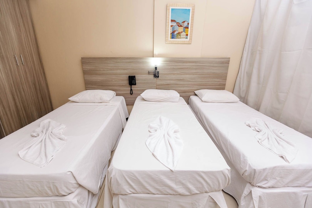 Quarto Triplo com 3 camas de Solteiro - Photo 1