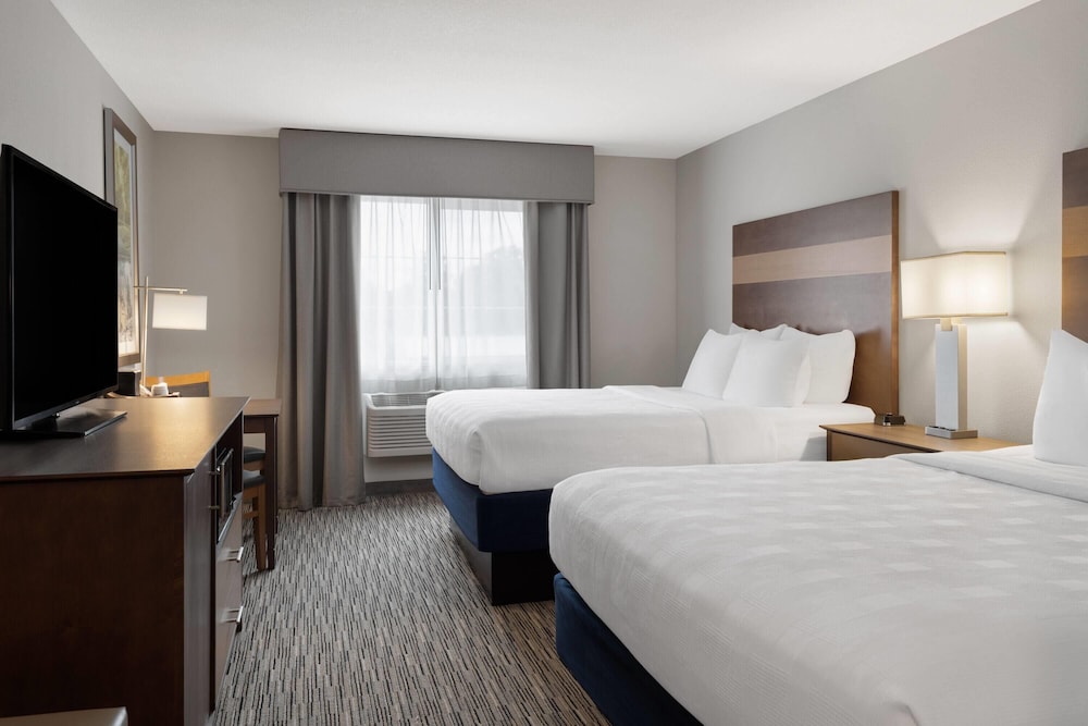 Room, 2 Queen Beds, Non Smoking photo 1