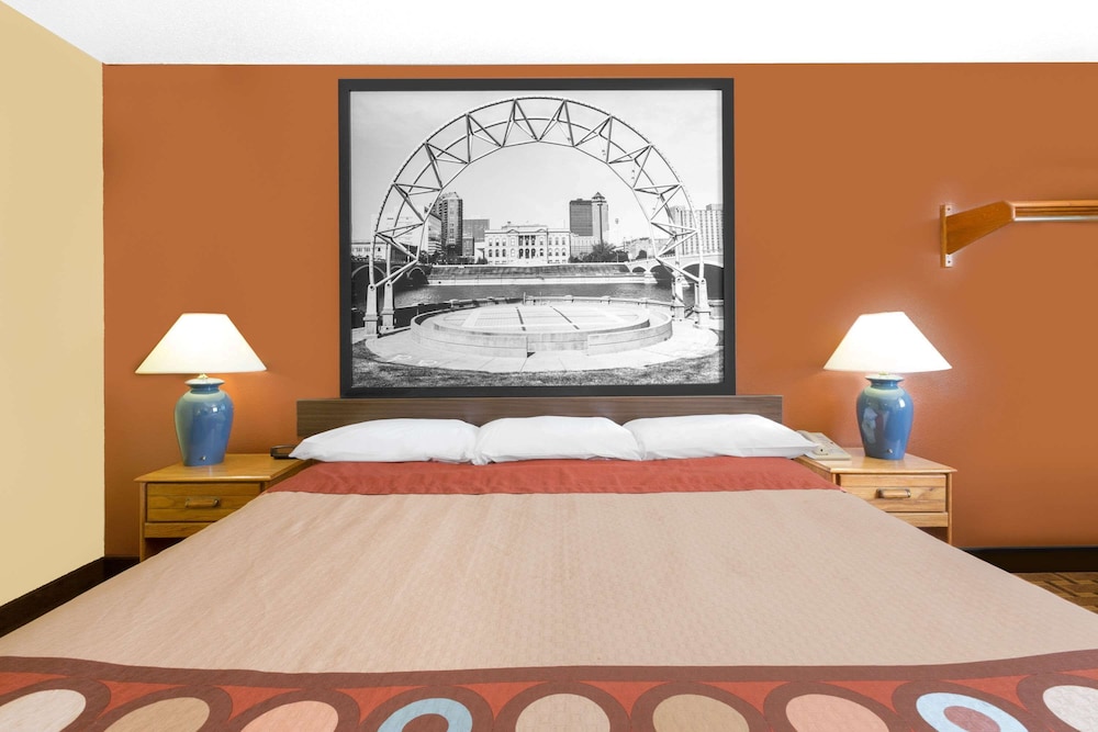 Standard Room, 1 King Bed - Photo 1