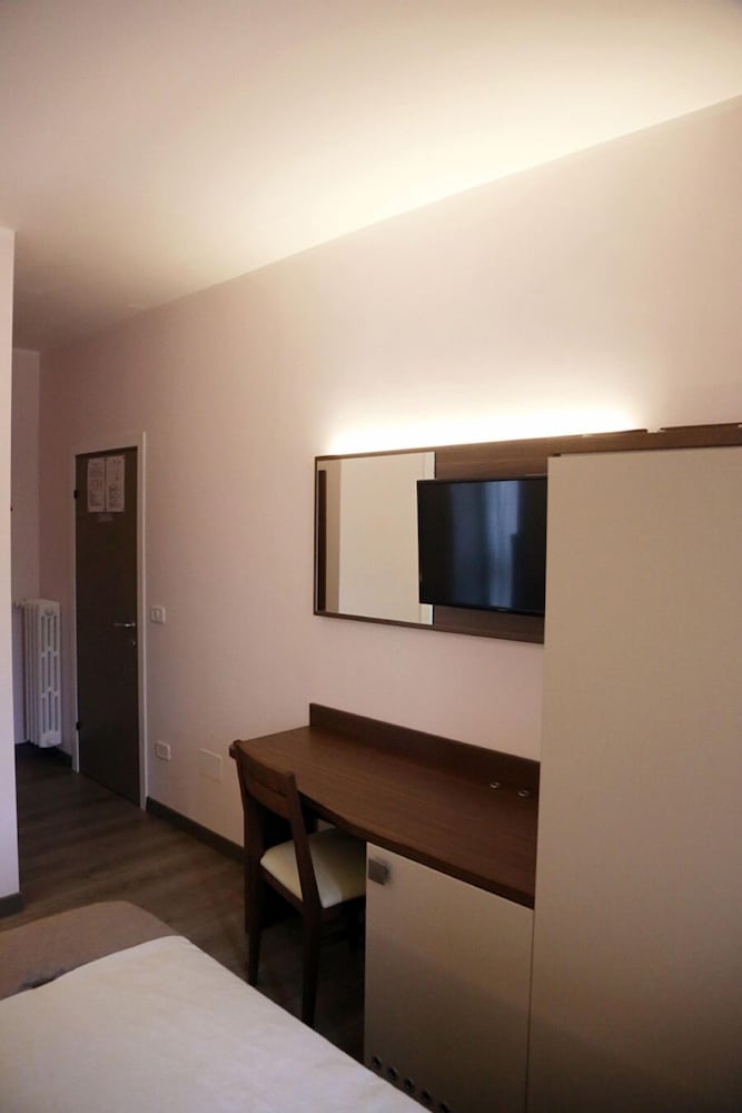 Double Room (n°3) photo 3