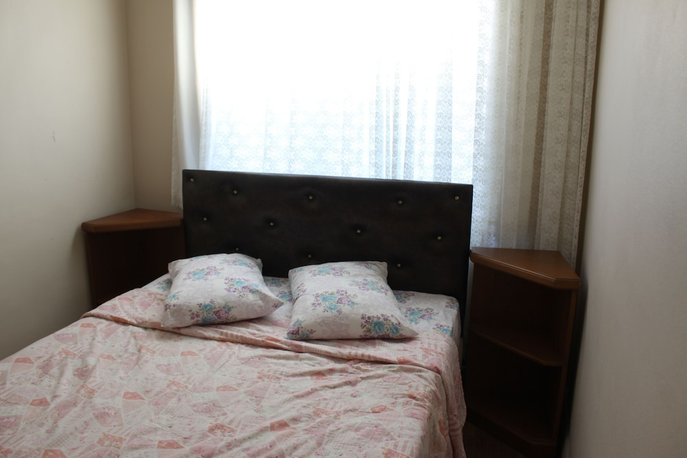 Basic Apartment