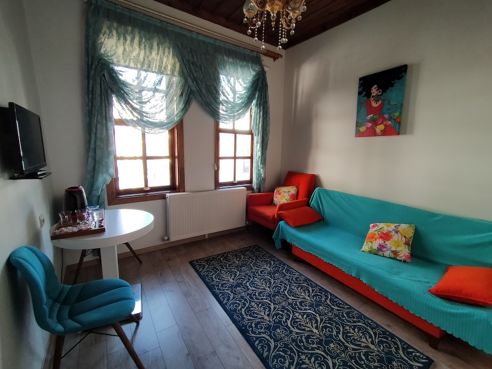 Deluxe Studio Suite photo 1