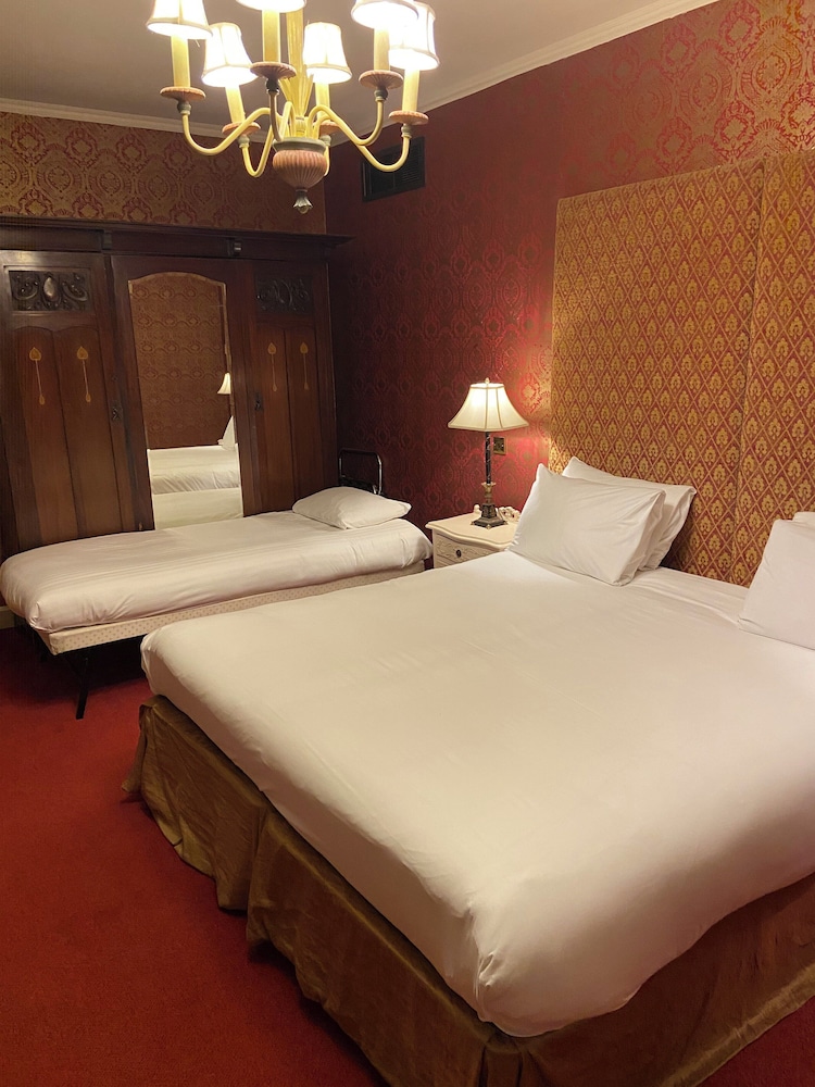 Family Room, 1 Double or 2 Twin Beds - Photo 2