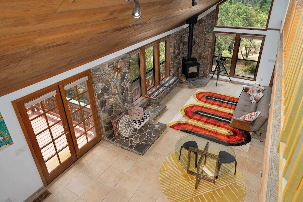 House, Multiple Beds, Pool Access, Mountain View (Happy Days Retreat) photo 3