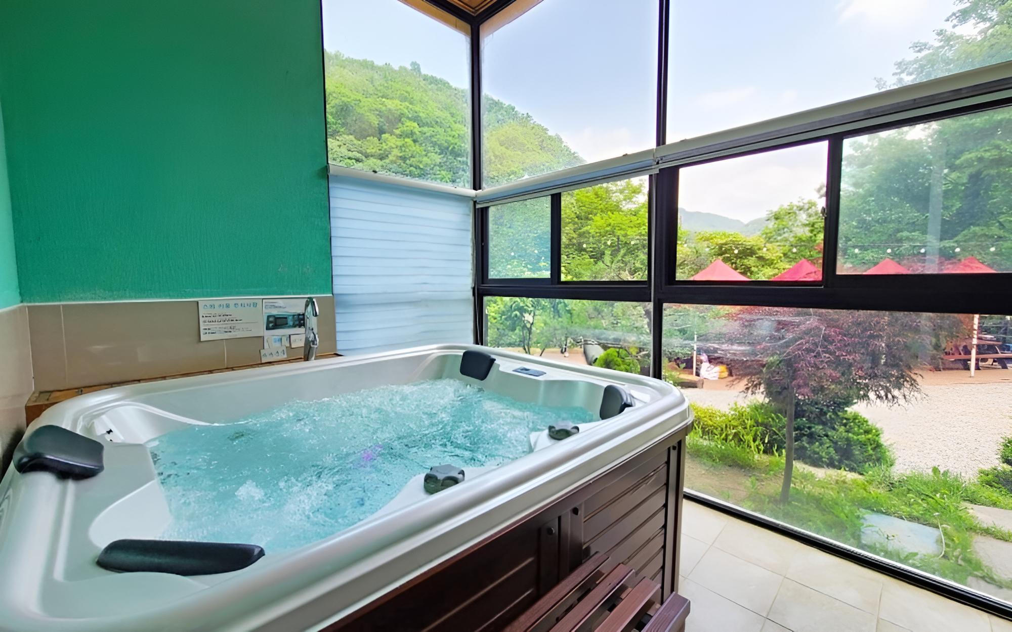 Room (Archer (Spa Duplex)) - Photo 2