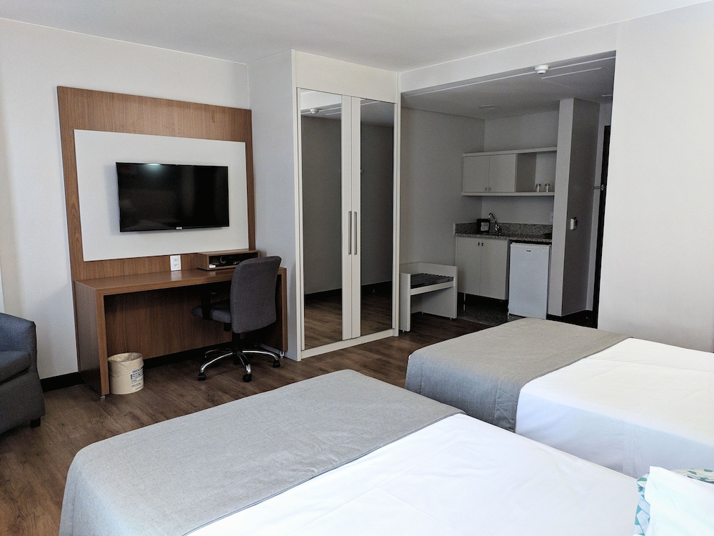 Superior Twin Room, 2 Twin Beds, Non Smoking - Photo 4