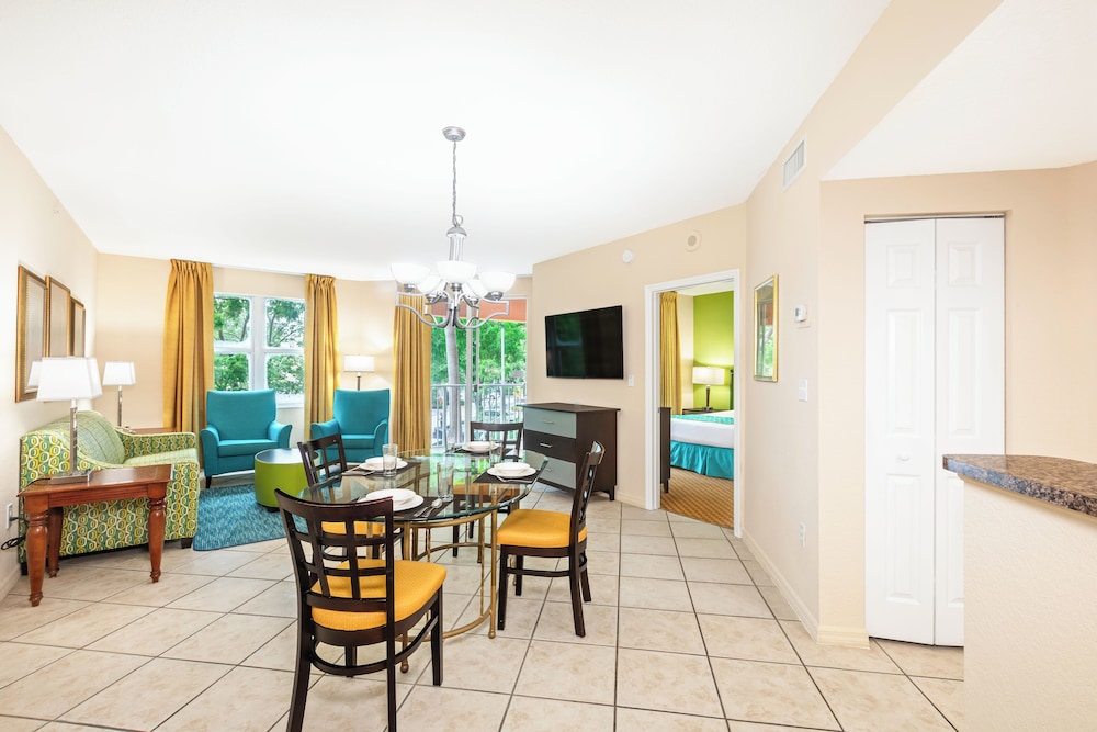 Two Bedroom Suite - Photo 1