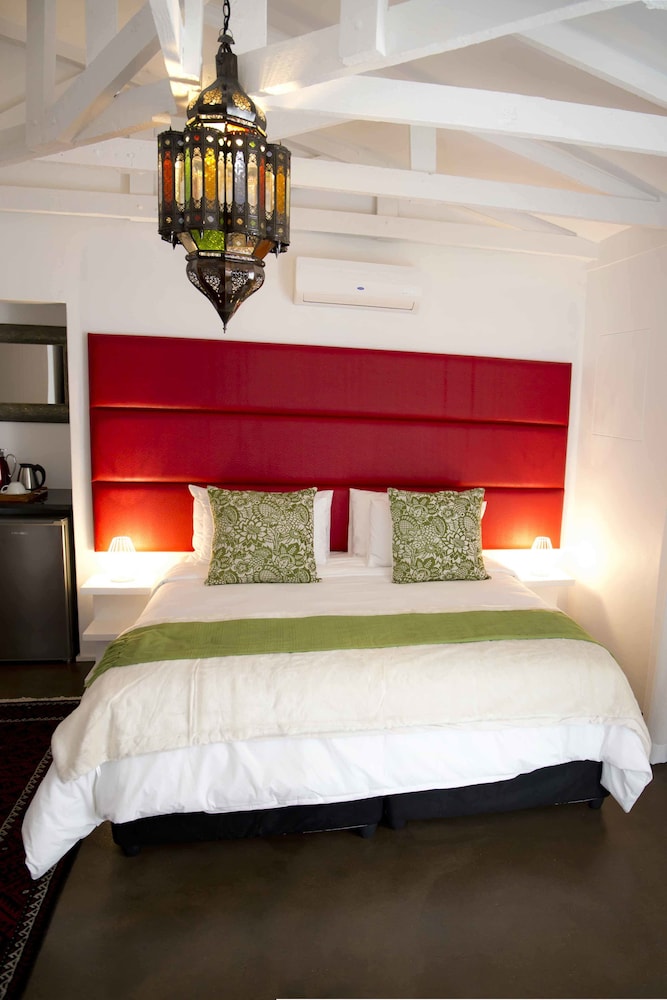 Standard Double or Twin Room photo 1