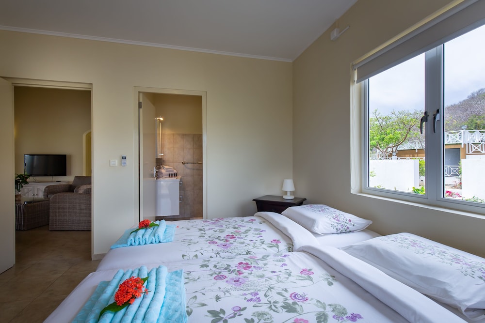 Luxury Villa, 3 Bedrooms, Garden View photo 1