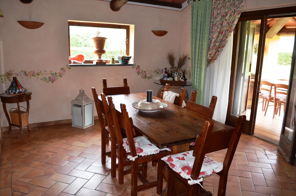 Apartment, 3 Bedrooms, Annex Building photo 3