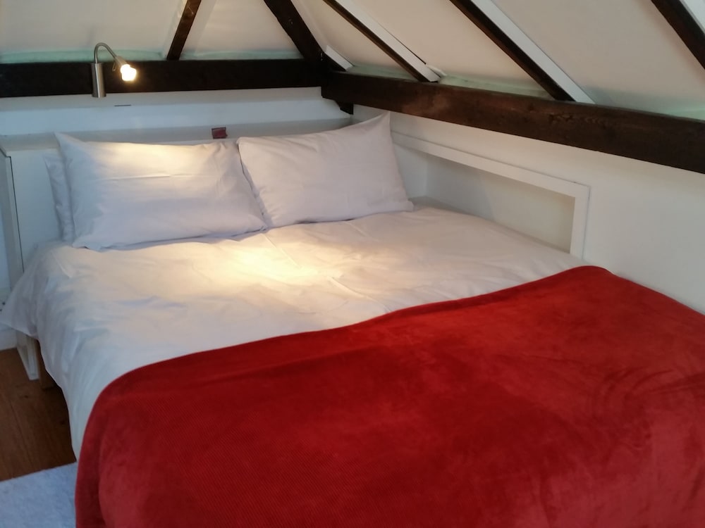 Open Plan Loft Room 2
