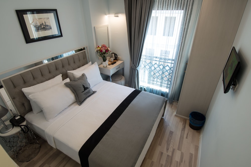 Superior Single Room, 1 Bedroom, Non Smoking, City View photo 1