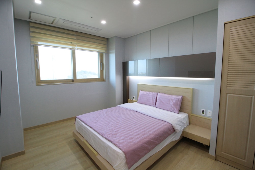 Condo, Golf View (34 Pyeong) photo 2