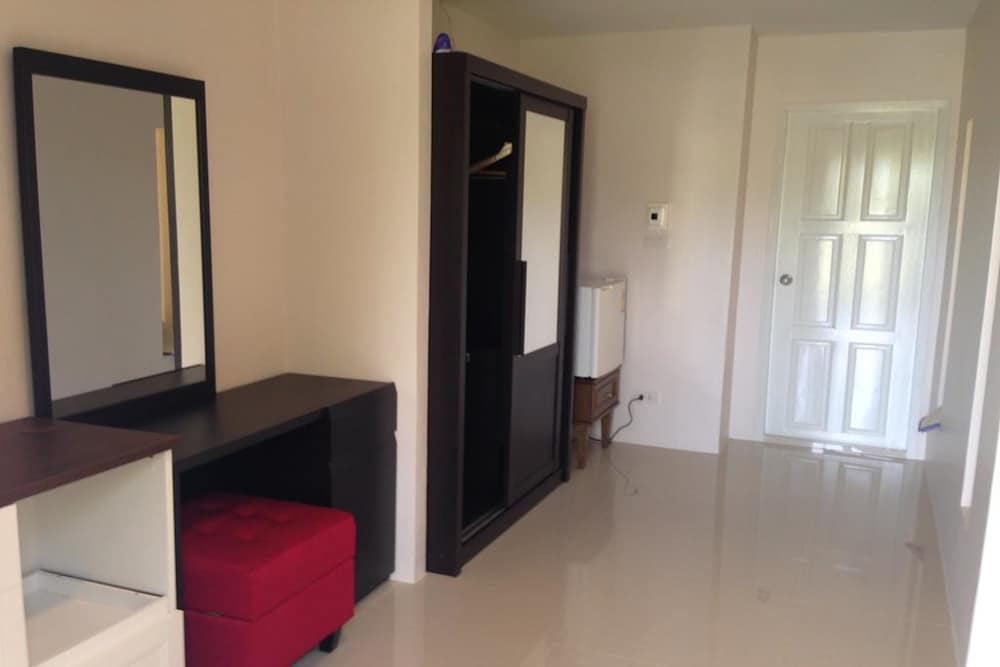 6 Bedrooms House - Palmfah Building photo 3
