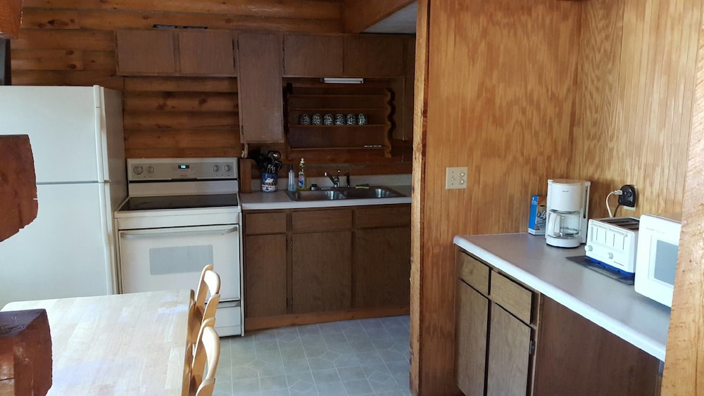 Sitka Cabin photo 3