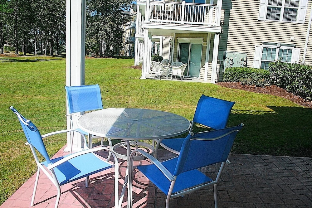 Condo, 1 Bedroom photo 2
