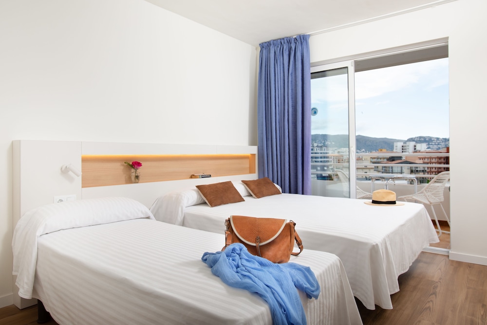 Superior Double Room - Photo 12