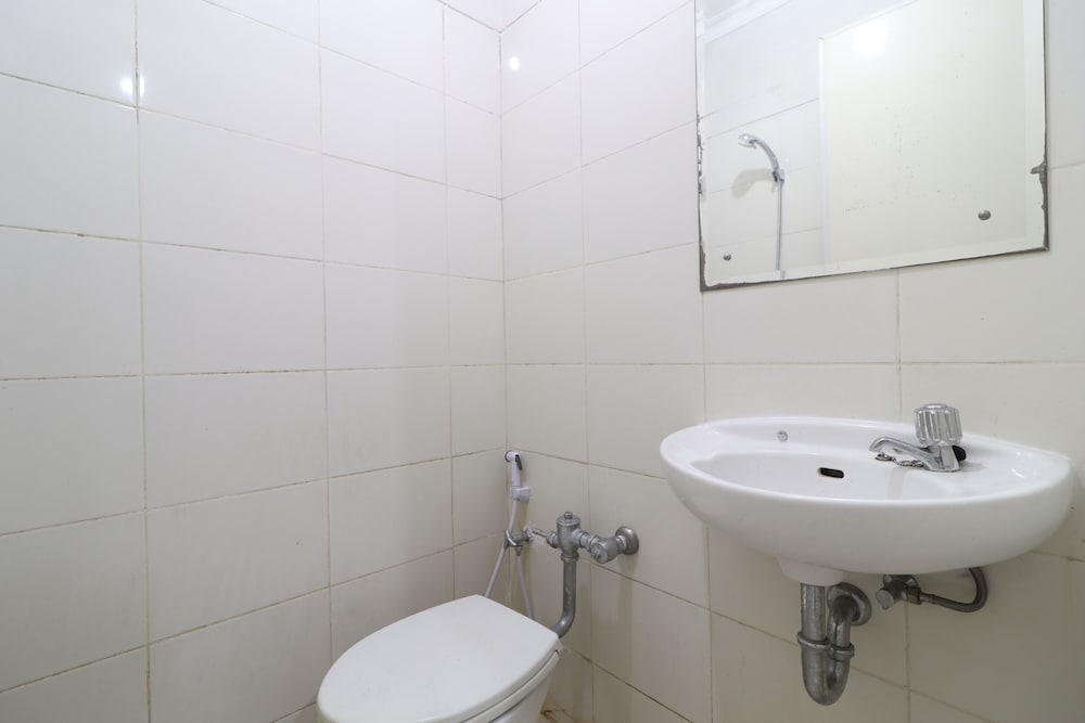 Twin Room - Photo 6