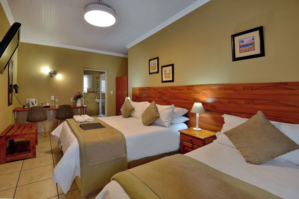 Family Suite _ Interleading (NB ID 10) photo 3