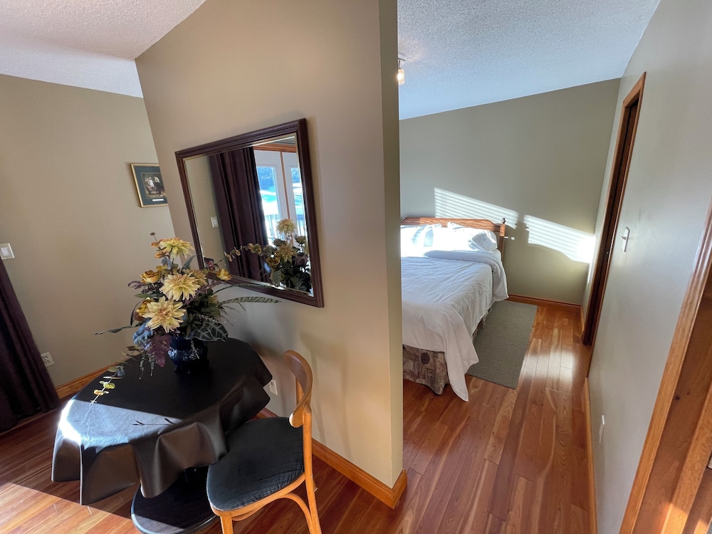 Room 4 photo 3