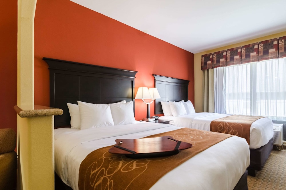 Suite, Multiple Beds, Non Smoking - Photo 5