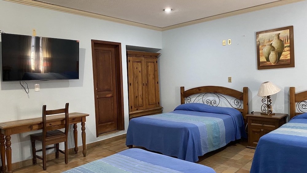 Traditional Room photo 2