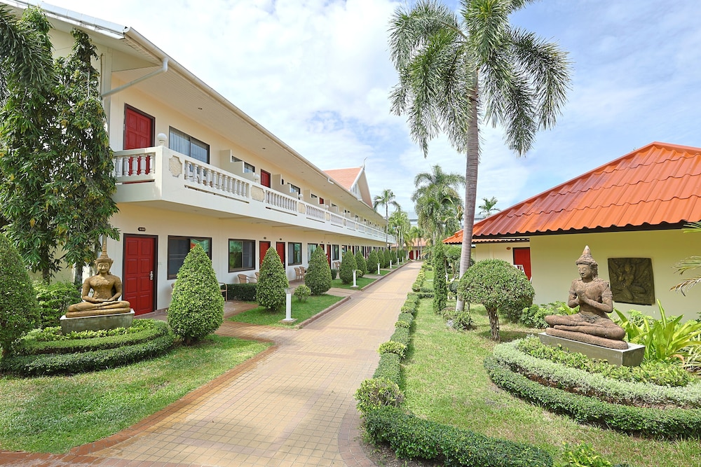 Deluxe Bungalow - Photo 4