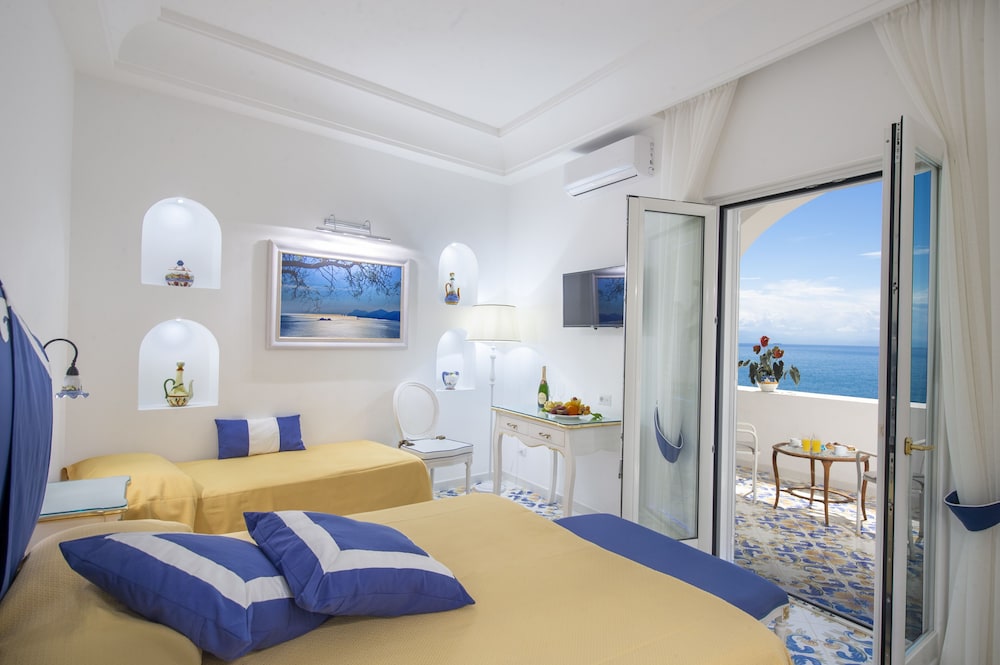 Superior Triple Room, Balcony, Sea View