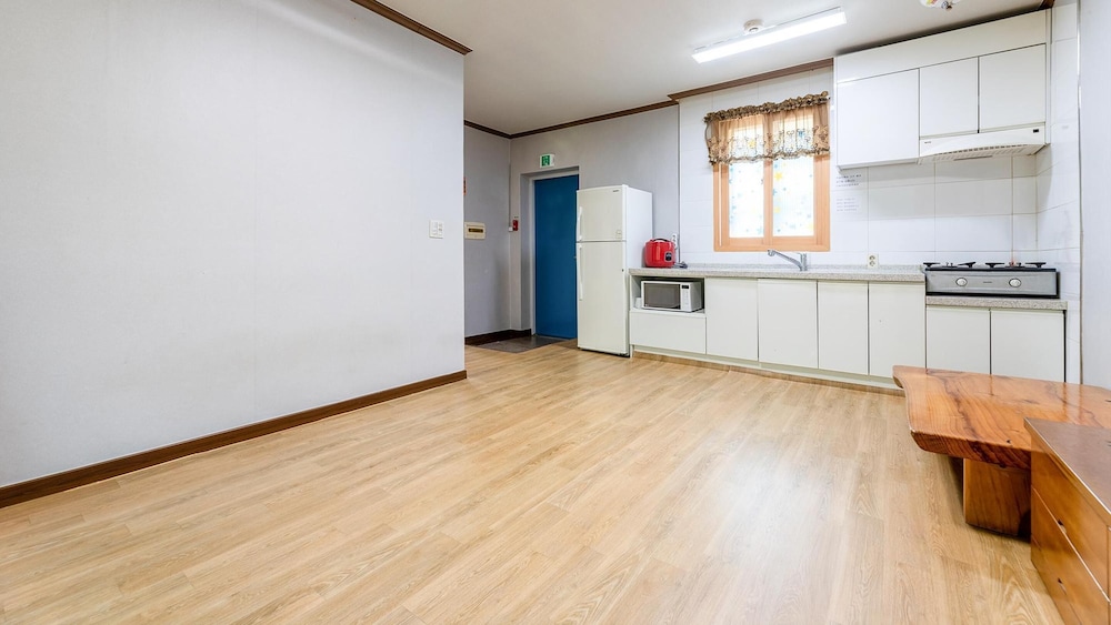 Basic Room, 1 Bedroom (Namsaek) - Photo 6